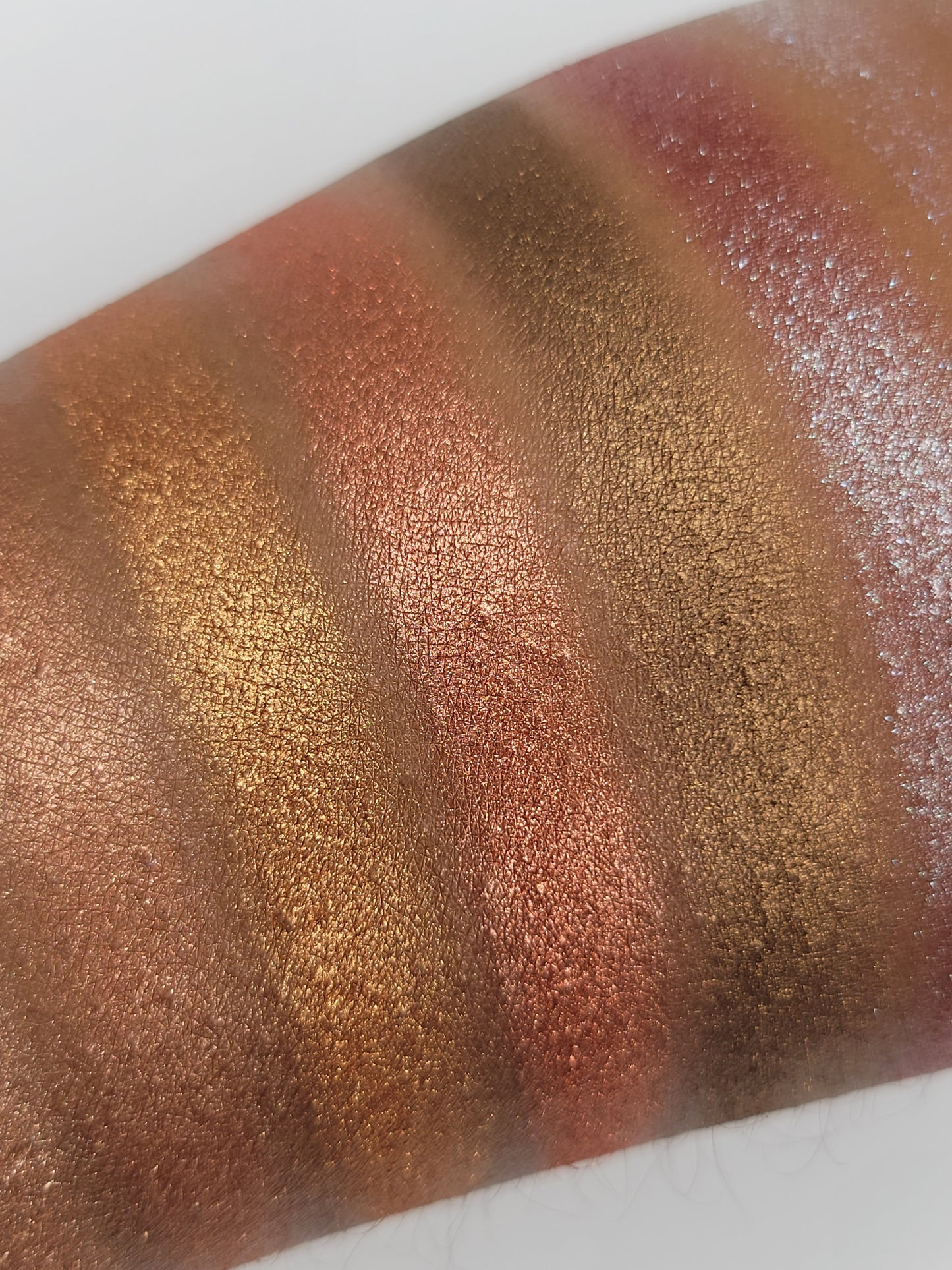 Sticky Bun - Eyeshadow Shimmer Coppery Red Brown