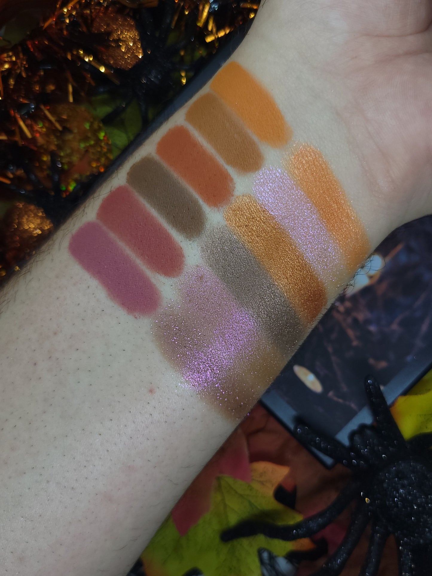 Draugr - Eyeshadow Medium Brown Shimmer w/ Red Orange Sparkles