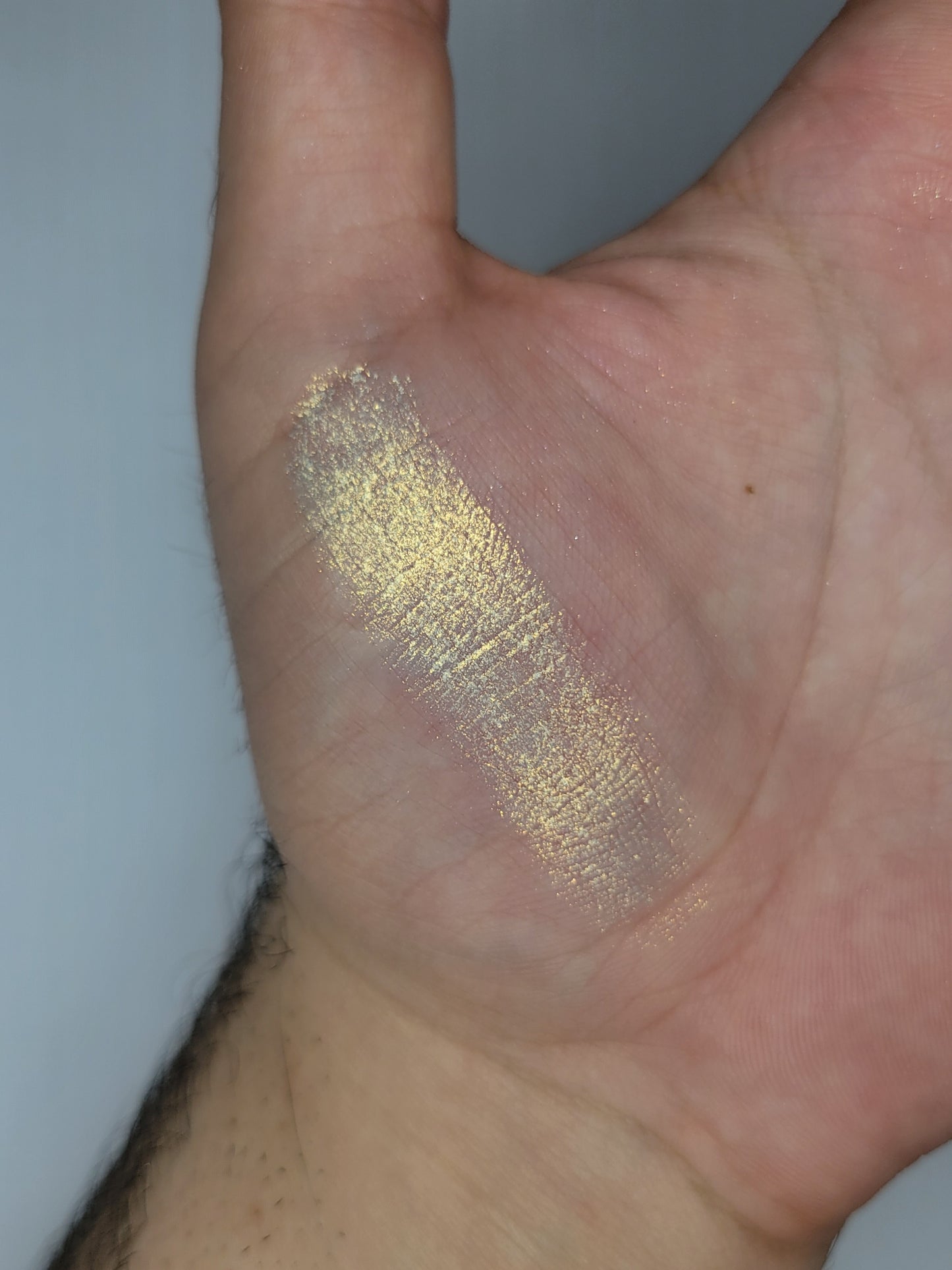 Bedazzled - Eyeshadow Sparkly Gold Shimmer