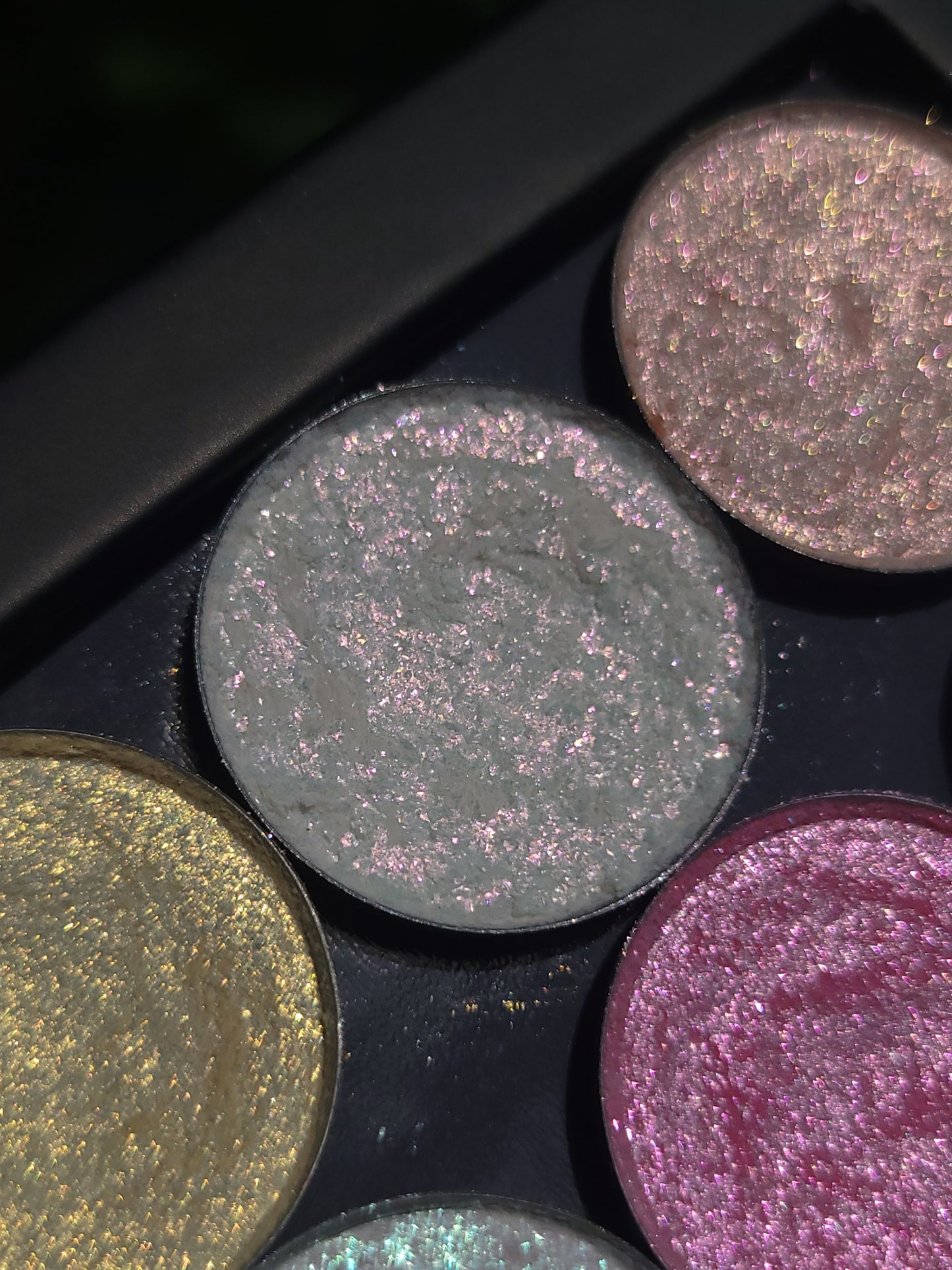 That's Rad - Eyeshadow Shimmer Sparkle Red