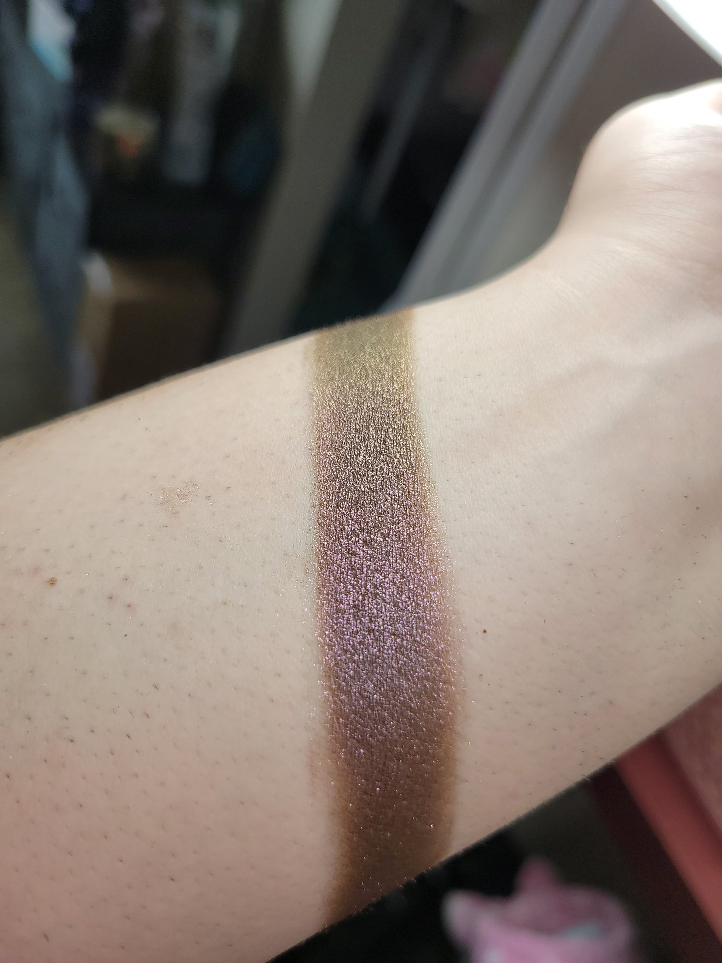 Crypt Keeper - Eyeshadow Multichrome Violet Red Brown Green