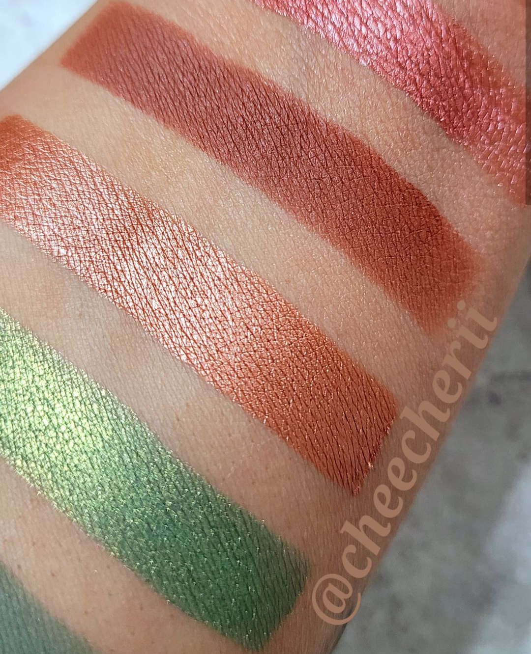 Cardinal Call - Eyeshadow Matte Dark Brick Red