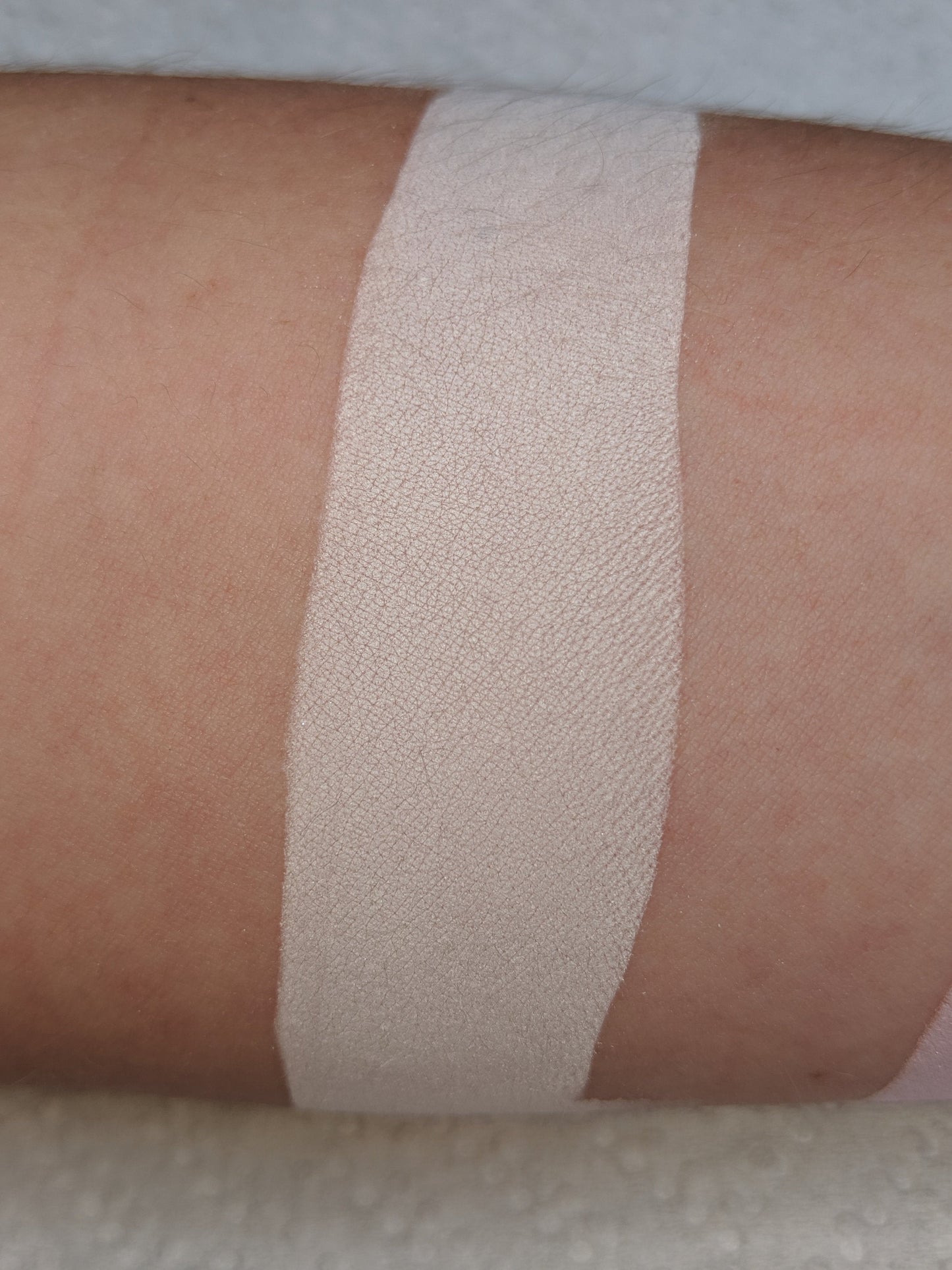 Blanca - Eyeshadow Matte White