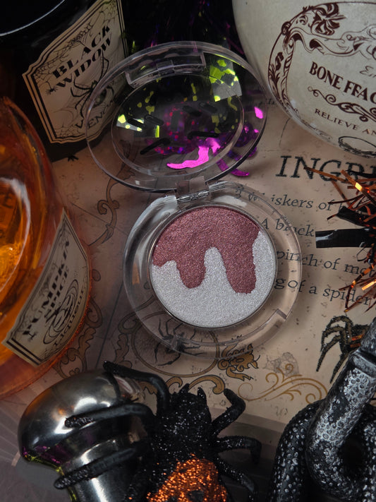 Preserved Wendigo Blood - Eyeshadow / Highlighter / Blusher