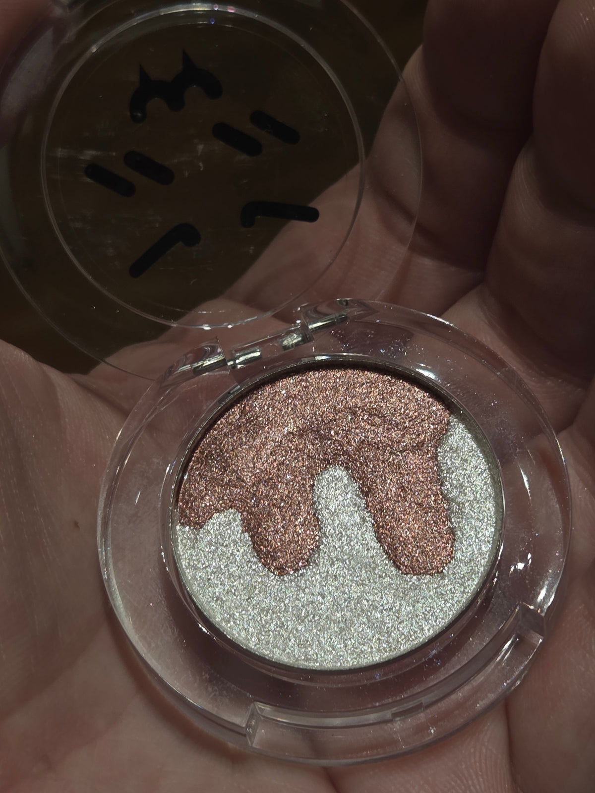 Preserved Wendigo Blood - Eyeshadow / Highlighter / Blusher