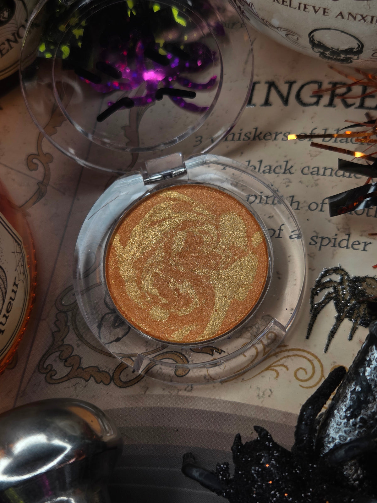 Muddled Pumpkin Guts - Eyeshadow / Highlighter / Blush