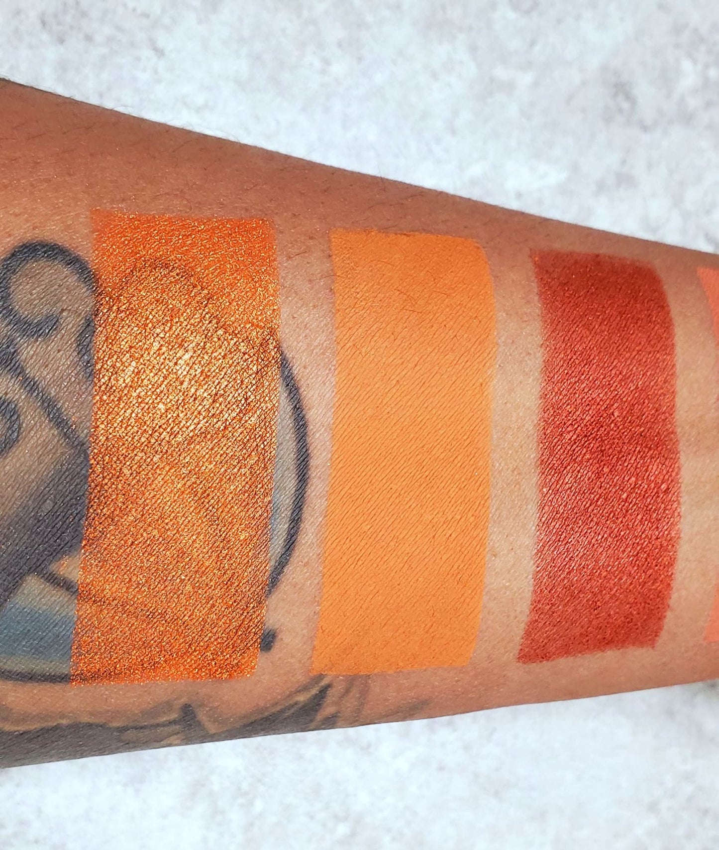 Mango - Eyeshadow Orange