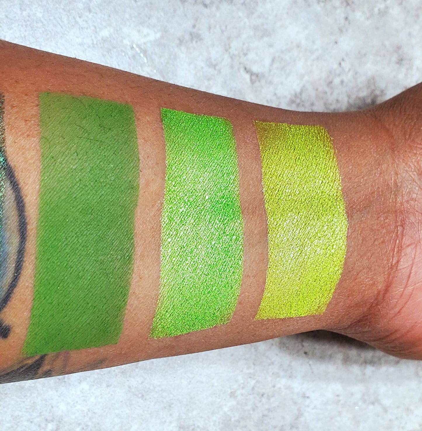 The Frog Prince - Eyeshadow Bright Green Shimmer