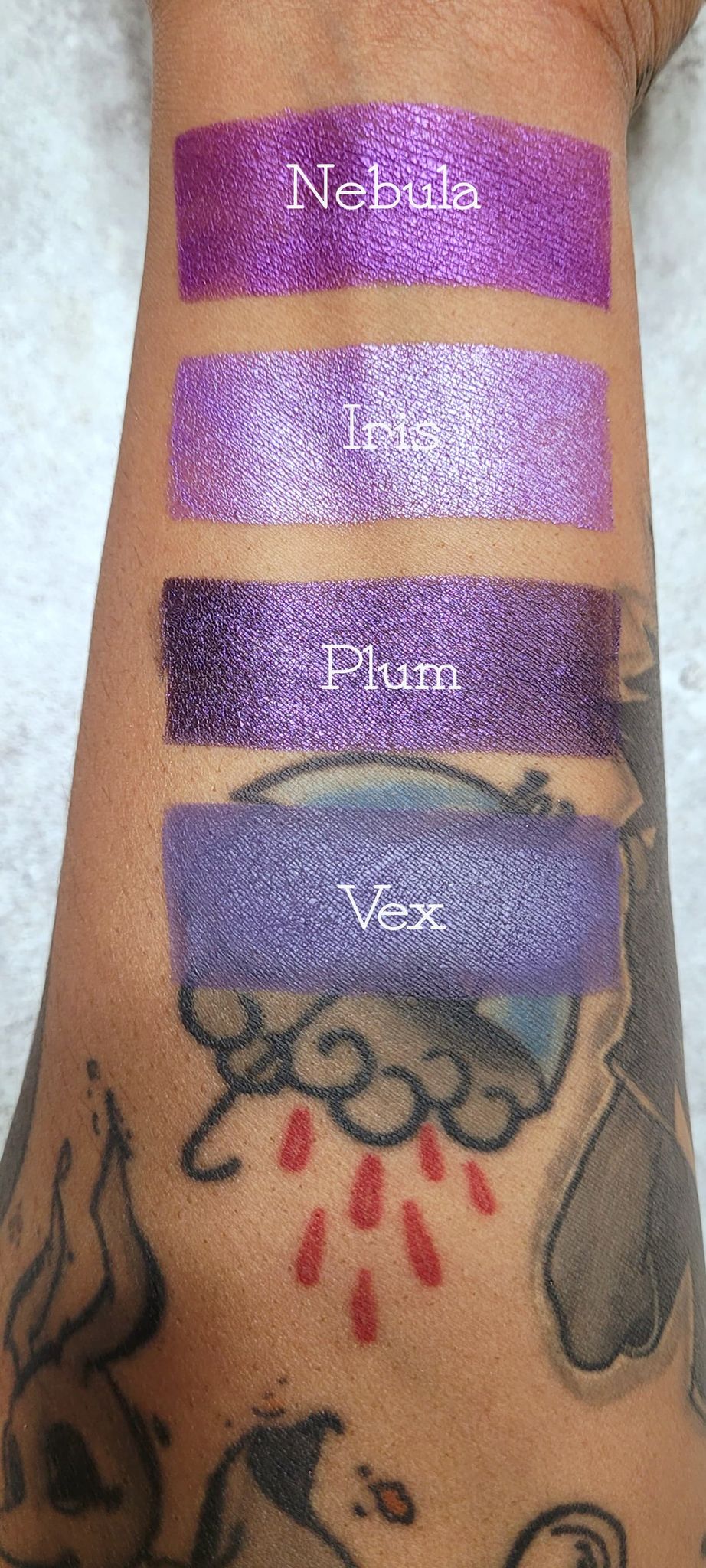 Plum - Eyeshadow Dark Purple