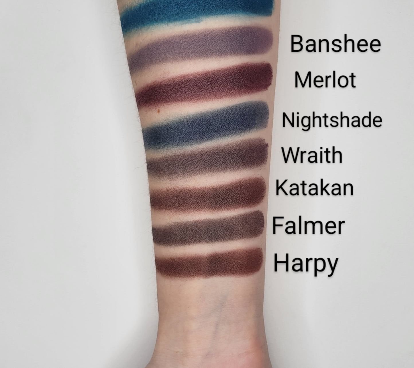 Banshee - Eyeshadow Matte Dusty Gray Violet