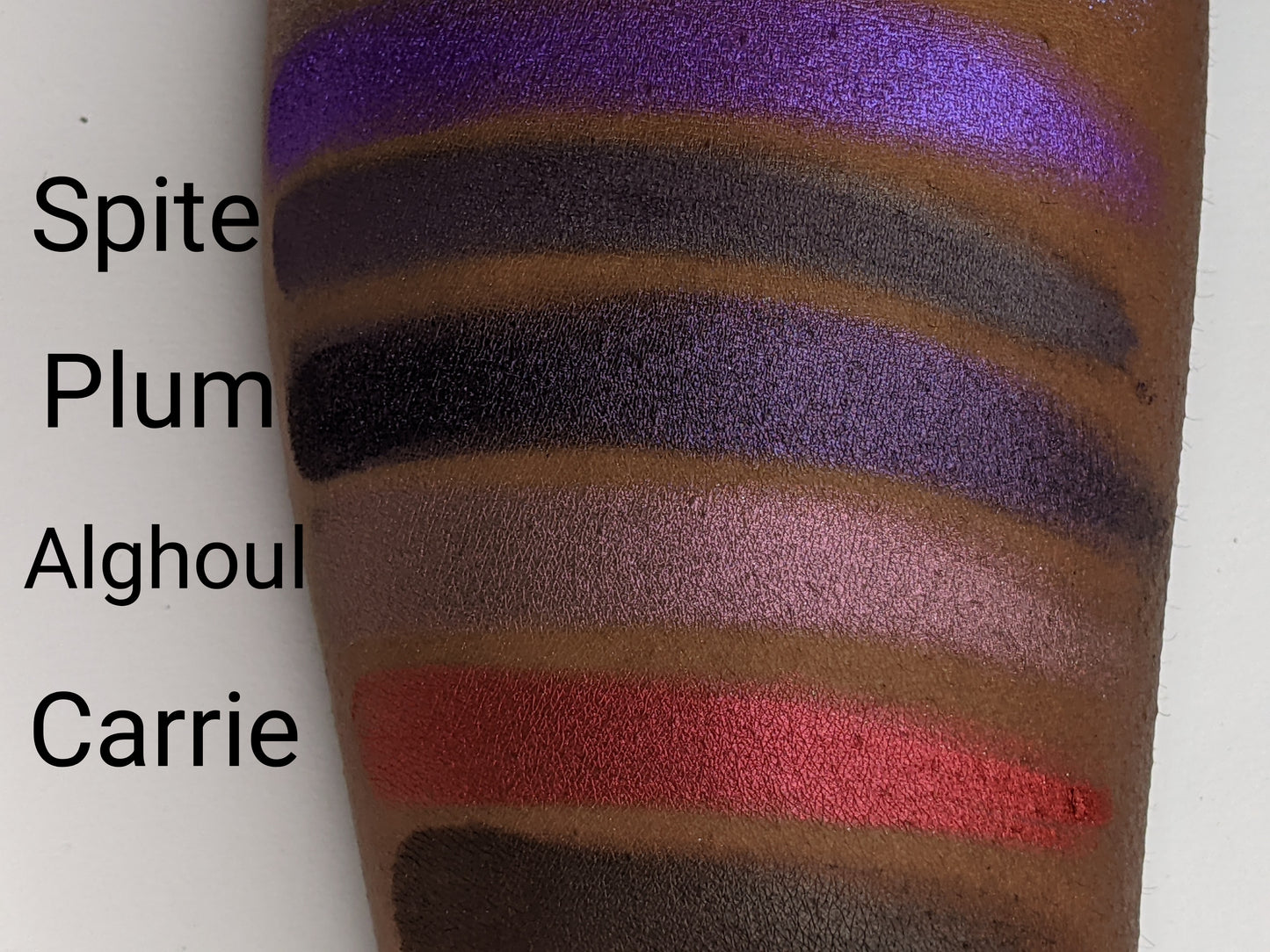 Plum - Eyeshadow Dark Purple