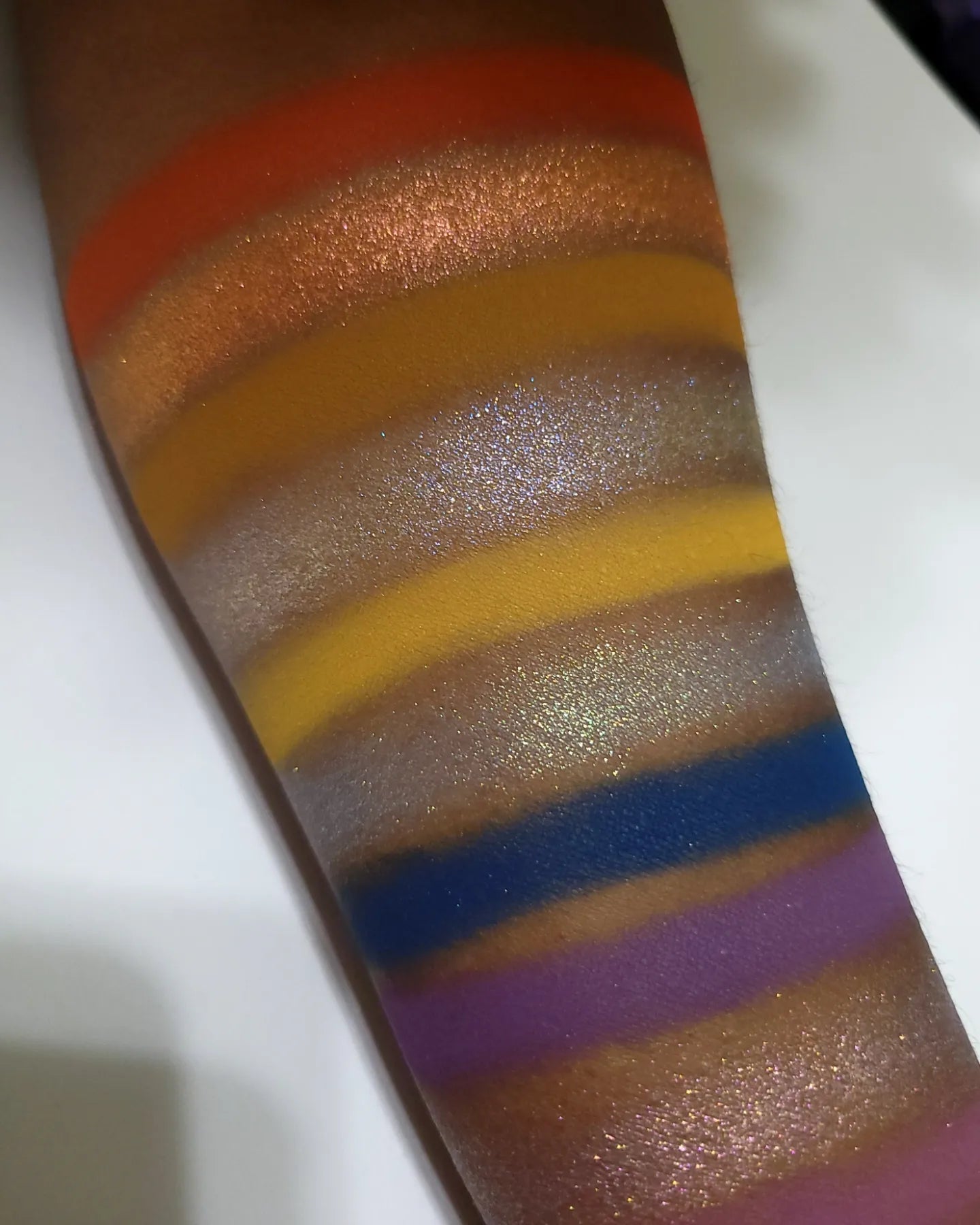 Horizon Hues - Eyeshadow Red-Orange Sparkle Shimmer