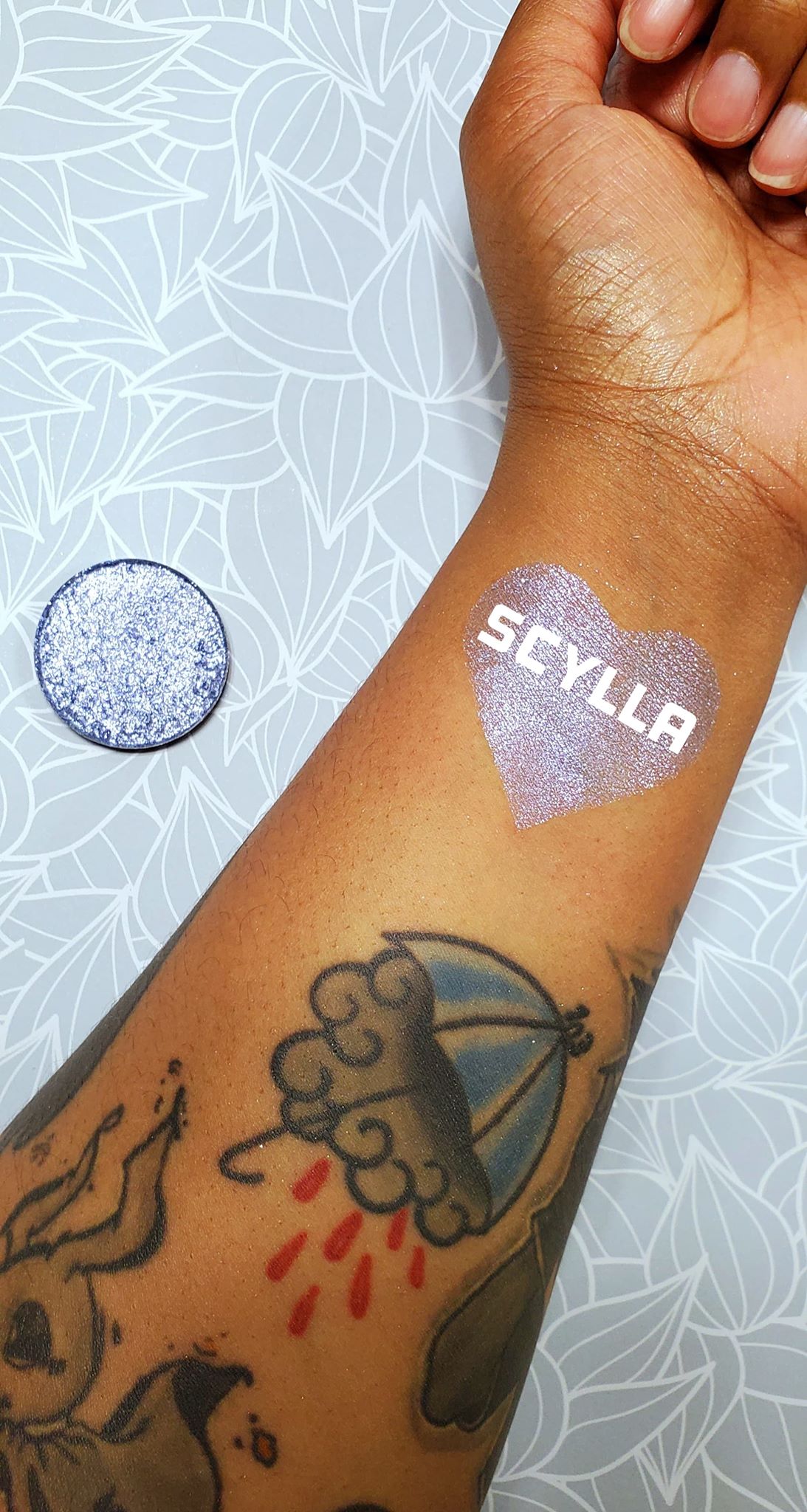 Scylla -  Highlighter Eyeshadow Blue Sparkle