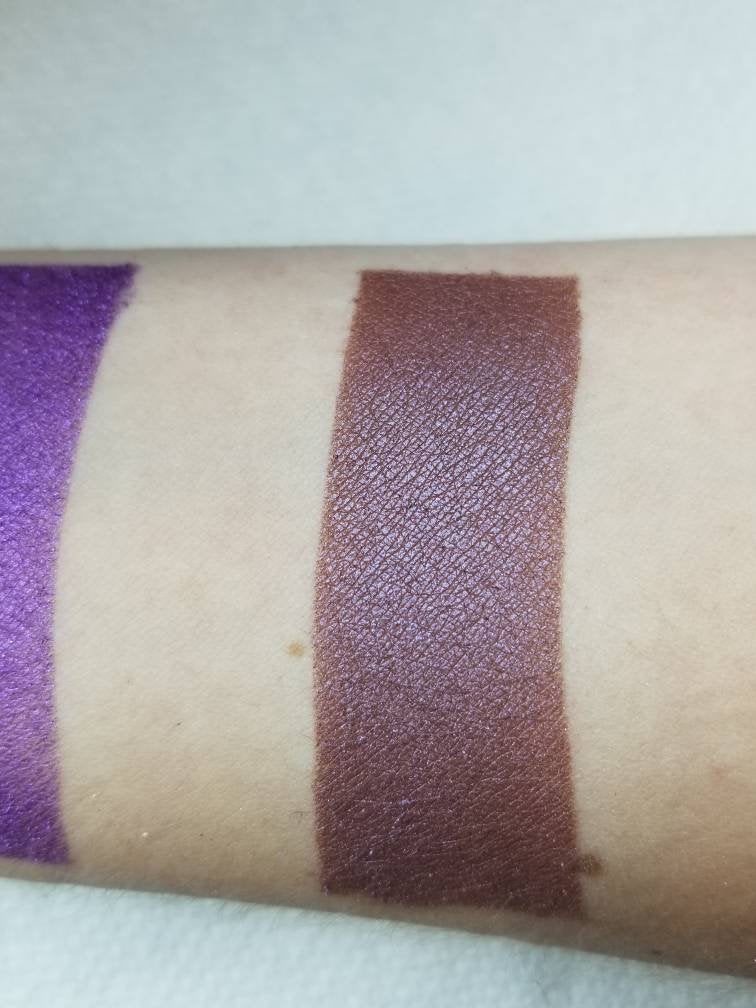 Malicious - Eyeshadow Red Purple
