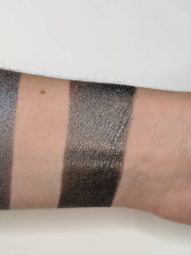 Graphite - Eyeshadow Metallic Gray